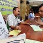 Warga Perantau Himbau Bayar Zakat di Tempat