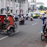 Senin, Becak Dilarang Melintas Zona Merah