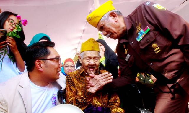 Bandung Bidik Kota Bahagia, 2100 Relawan jadi Sahabat Lansia RK-Relawan Lansia