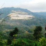 Warga Protes Galian Pasir Kuarsa