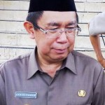 Kritisi Sikap Politik Bupati Eka