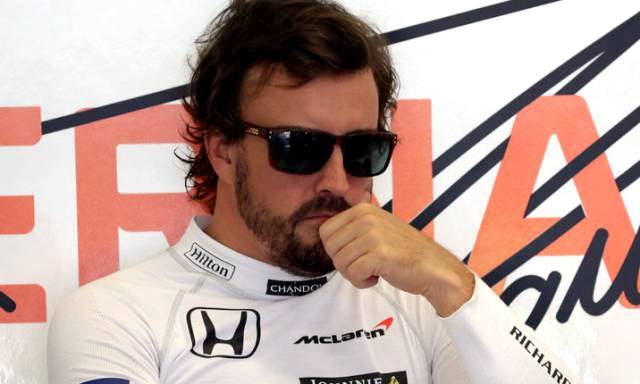 McLaren Semakin Terdesak