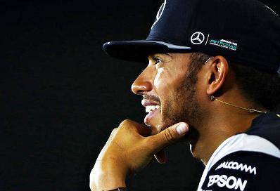 Hamilton Semakin Tertekan
