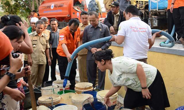 Krisis Air Terjang Delapan Kecamatan di Sukabumi krisis air bersih