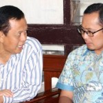 Pasangan Petahana Terkesan ‘Malu-malu’