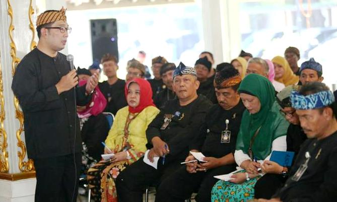 Kang Emil Kumpulkan 151 Lurah