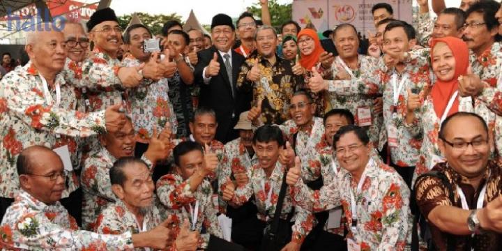 Empat Penerima Satyalancana Wirakarya