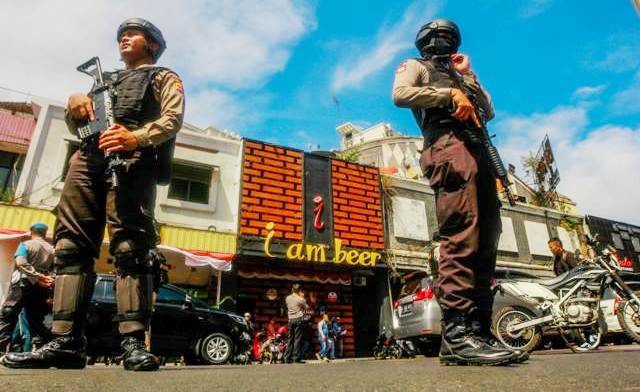 Gagal Meledak di Kafe