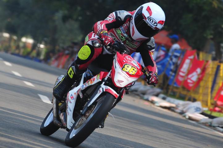 Tim Balap DAM Borong Podium di HDC