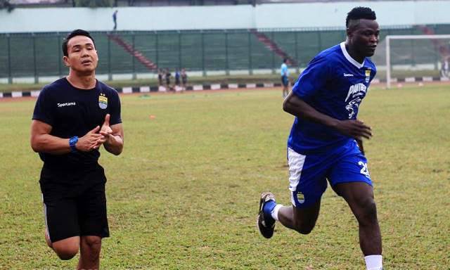 Siapkan N’Douassel Melawan Persegres