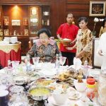 Makan Siang Semeja, Dahlan Cerita Beasiswa
