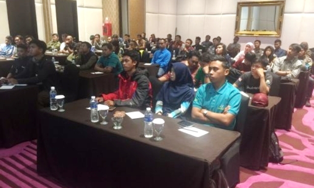 Para Pemanjat Tebing Dilatih Infrastruktur Para Pemanjat Tebing Dilatih Infrastruktur