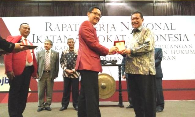 Di Indonesia Masih Banyak Mafia Peradilan