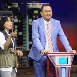 Ajak Berpikir Logis Dulu, Baru Tertawa