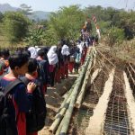 Warga Tagih Janji Pemkab Perbaiki Jembatan