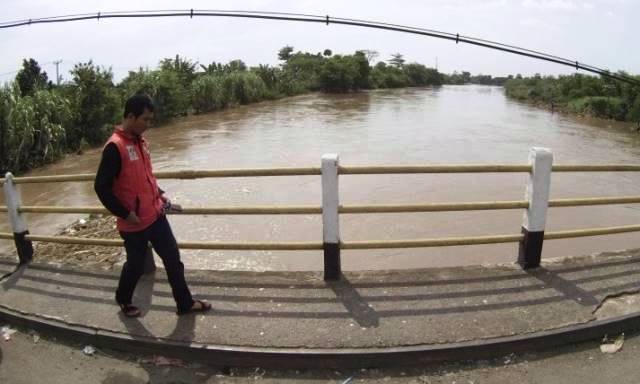 Akibat Kemarau, Banyak Warga Terserang ISPA aliran-sungai-citarum