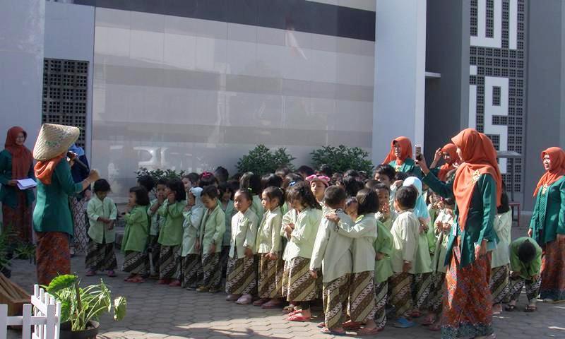 Yakin Budaya Sunda Tak Punah Yakin Budaya Sunda Tak Punah