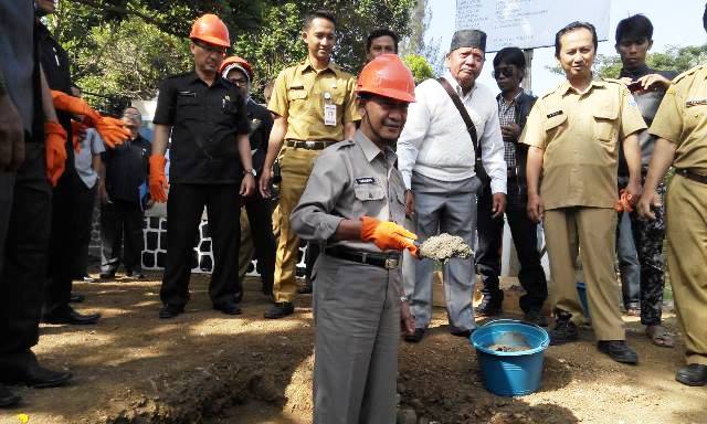 Pembangunan Masjid Dimulai Peletakan Batu