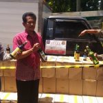 Satpol PP Cegat Mobil Pembawa Miras