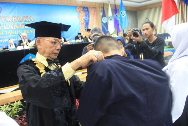 Unla Tak Mau Dipolitisasi