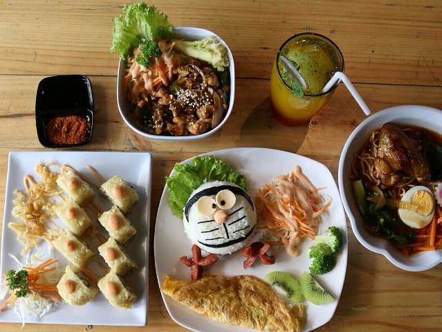 Unik, Menu di Cafe d'Moners serba Doraemon