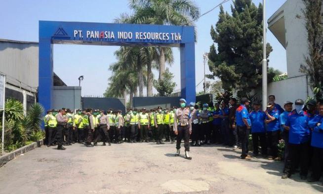 10 Perusahaan Terancam Gulung Tikar