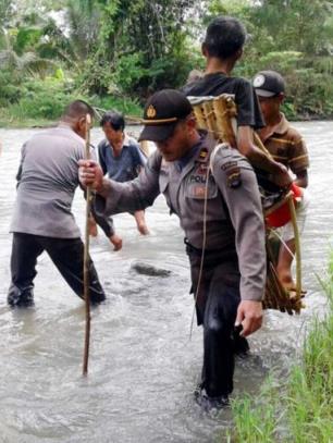 Gurauan Warga Jadi Penyulut Semangat