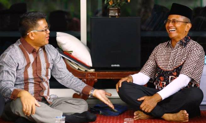 Kunjungi Dahlan, Presiden PKS Minta Saran