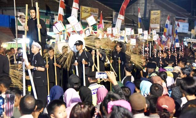 Permainan Tradisional Egrang