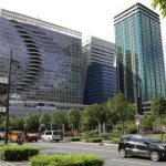 Pom Bensin Dijaga dengan M-16