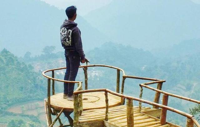 Puncak Eurad, Sensasi Baru Sajikan Kesejukan Puncak Eurad