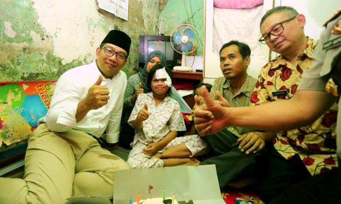 Rachel Rayakan Ultah Bareng Emil