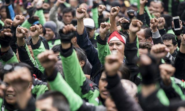 aksi-damai-pengemudi-transportasi-online