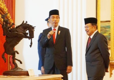 JK Masih Favorit Dampingi Jokowi JK Masih Favorit Dampingi Jokowi