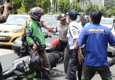 Ojek Online Ingin Jaminan Keamanan