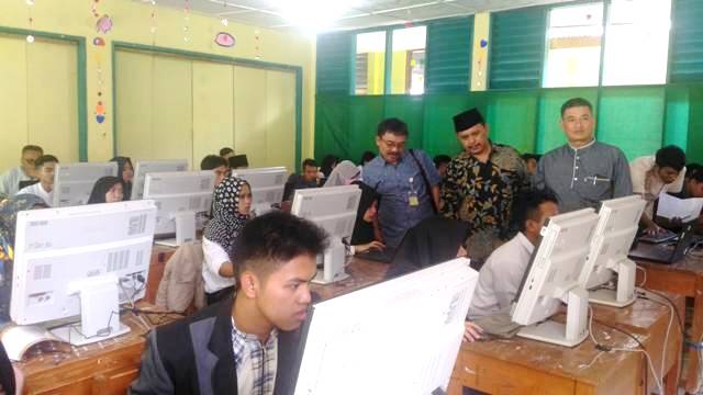 Peserta Paket C Ikuti Unas Berbasis Computer