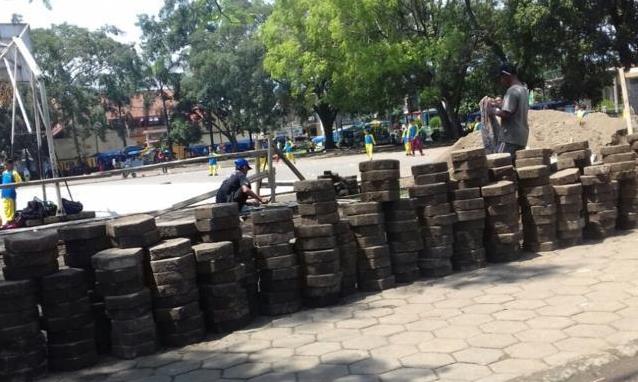 3 Alun-Alun Dibuat Taman Tematik