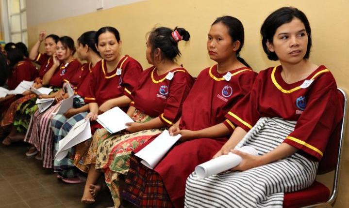 Peserta KB Over Target Peserta KB Over Target