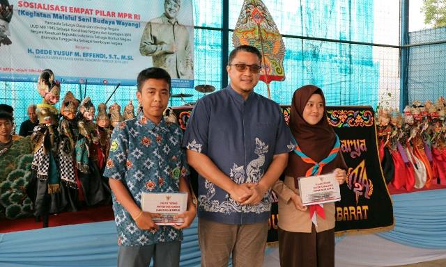 Sampaikan 4 Pilar dengan Wayang Golek