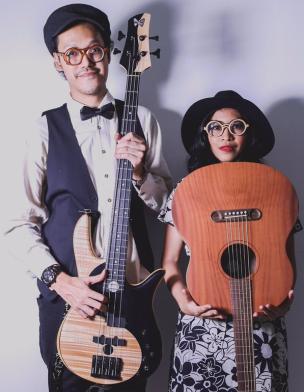 Endah N Rhesa Deg-degan di Panggung Terapung Endah N Rhesa Deg-degan di Panggung Terapung