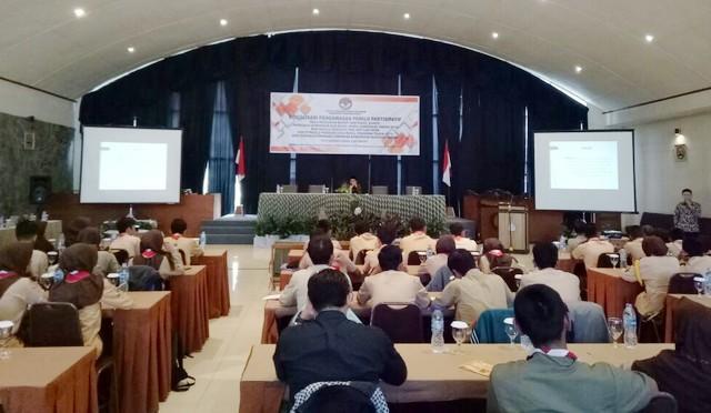 Ajak Generasi Muda Ikut Awasi Pemilu Ajak Generasi Muda Ikut Awasi Pemilu