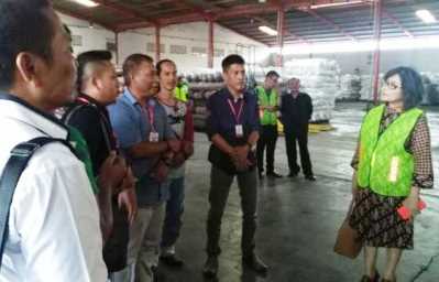 Pengusaha Konveksi Kesulitan Bahan Baku