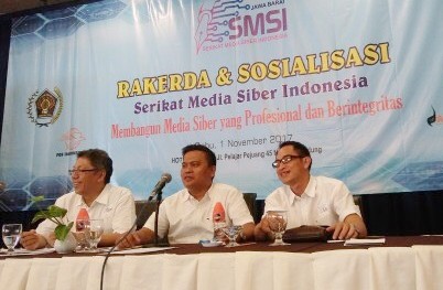 Tingkatkan Profesionalisme Media Siber