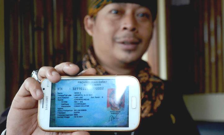 Warga Cireundeu Harus Bersabar