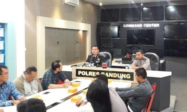 Pembawa Flare Akan Diamankan Pembawa Flare Akan Diamankan