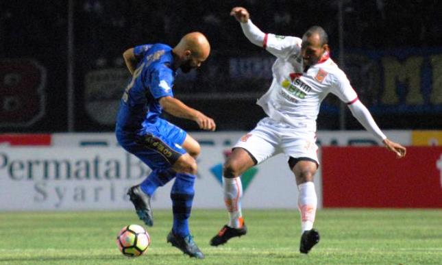 Pilih Pulihkan Cedera Daripada Pindah Klub