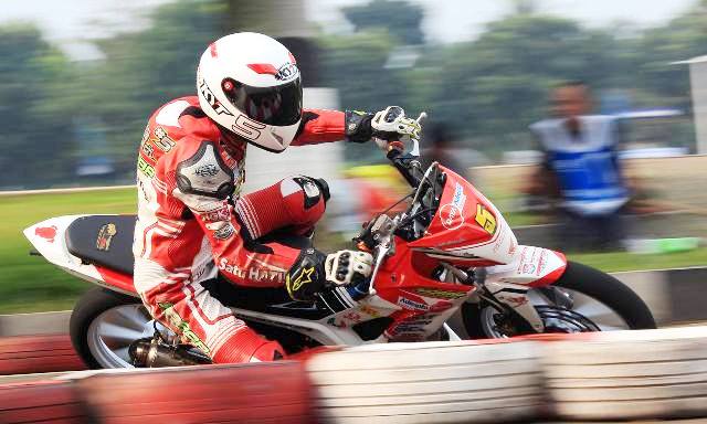 Tim Balap DAM Bawa Pulang 13 Piala Pembalap DAM