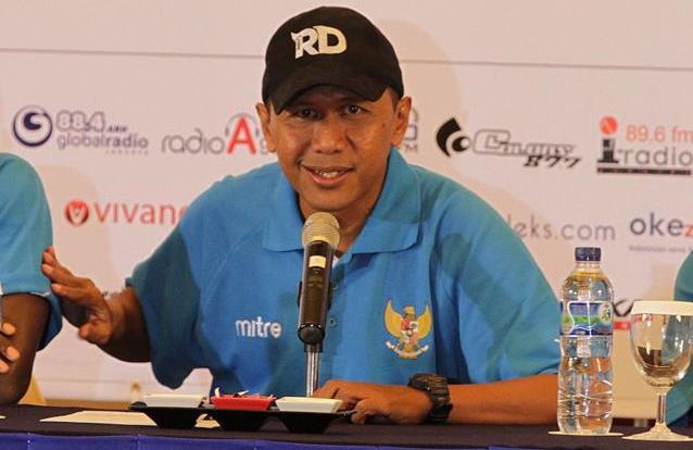 Persib Bidik Pelatih Anyar Persib Bidik Pelatih Anyar