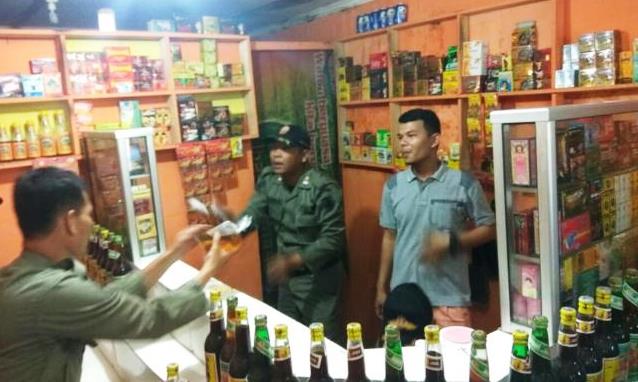 Marak Penjual Miras Berkedok Warung Jamu Razia miras