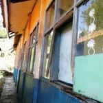 Bangunan SDN Cibolang Nyaris Ambruk